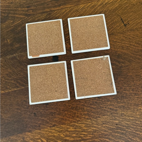 4 ceramic coasters - Picture 2 of 2